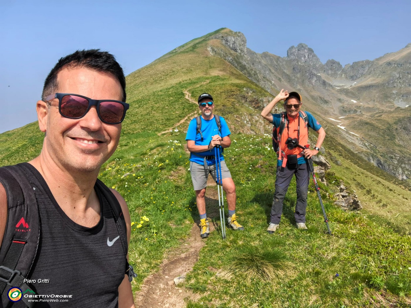 25 Noi tre  con vista in Triomen-Valletto-Ponteranica.jpg